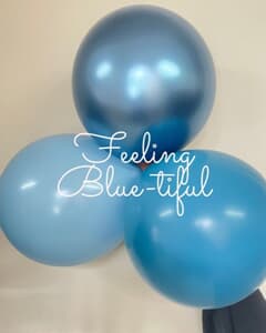 DIY Balloon Garland Feeling Blue-tiful